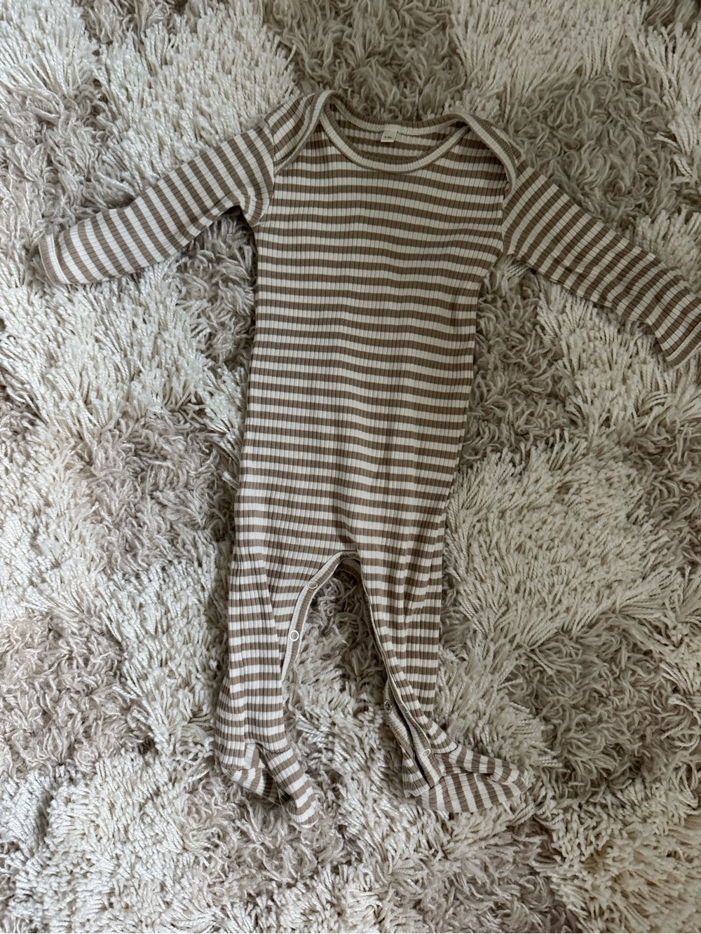 Quincy Mae Ribbed Striped Footed One-Piece in Beige and Cream